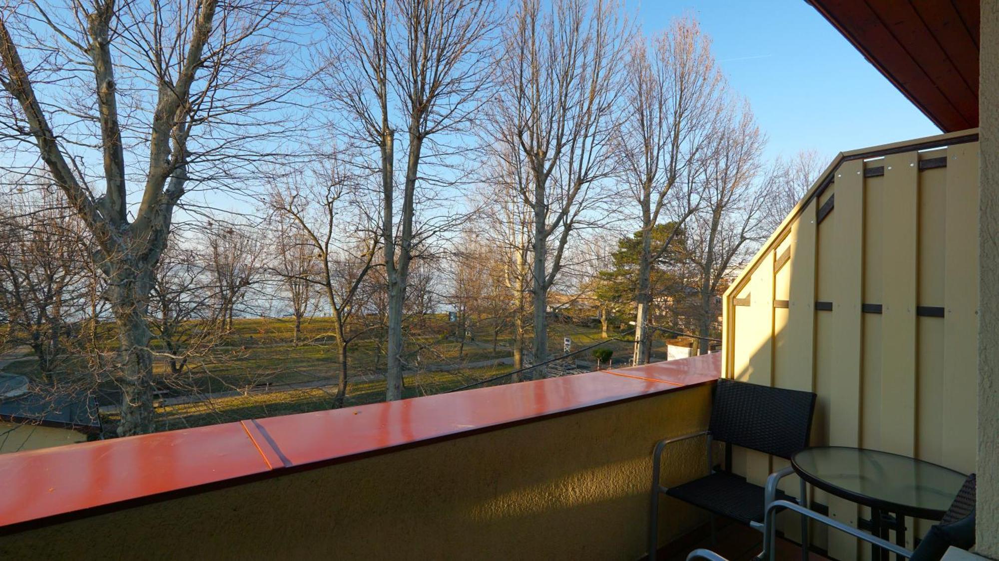 Balaton Colors Beach Hotel Siófok Exterior foto