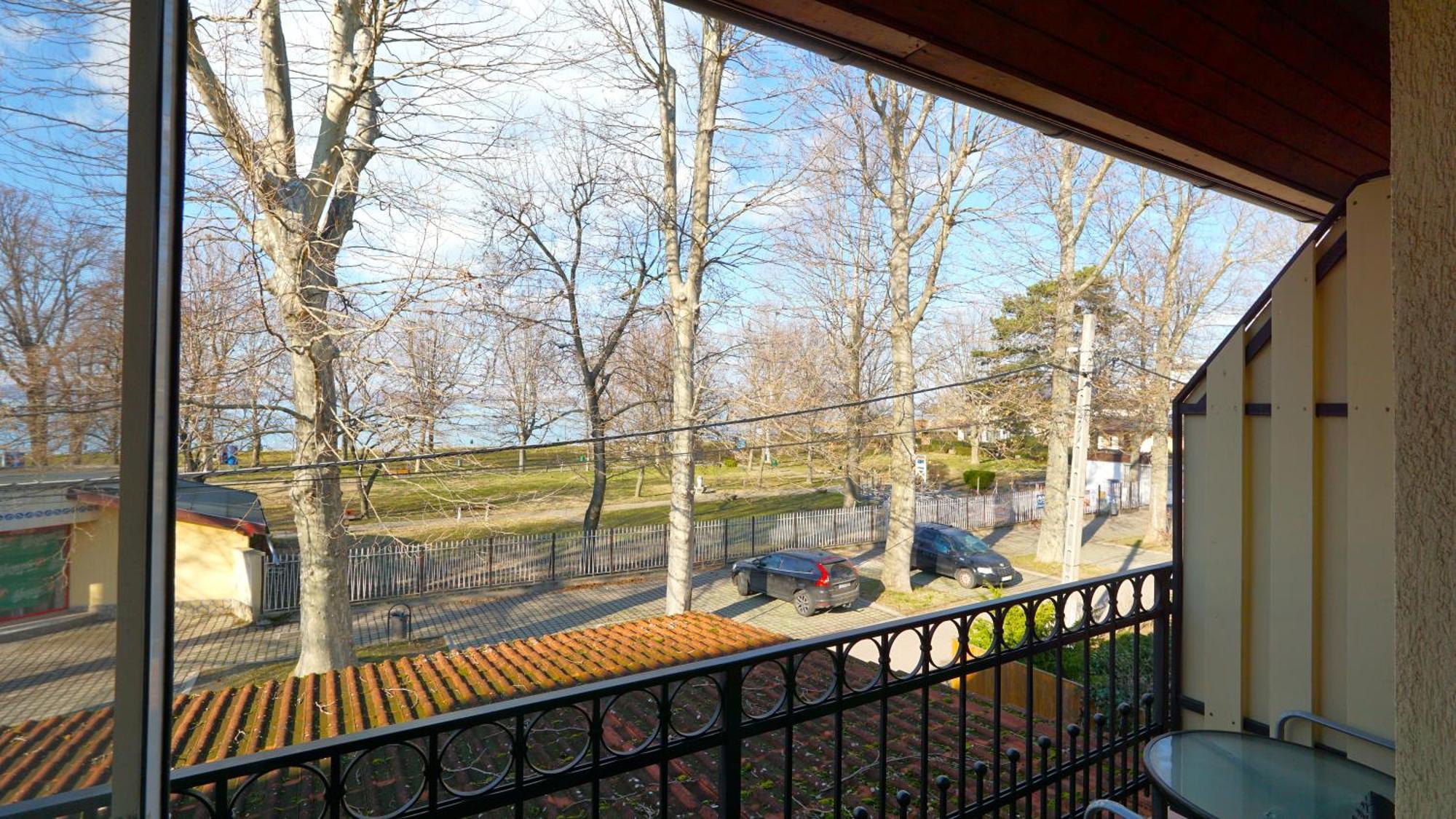 Balaton Colors Beach Hotel Siófok Exterior foto