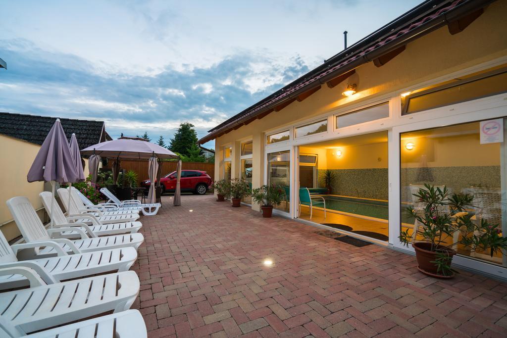 Balaton Colors Beach Hotel Siófok Exterior foto